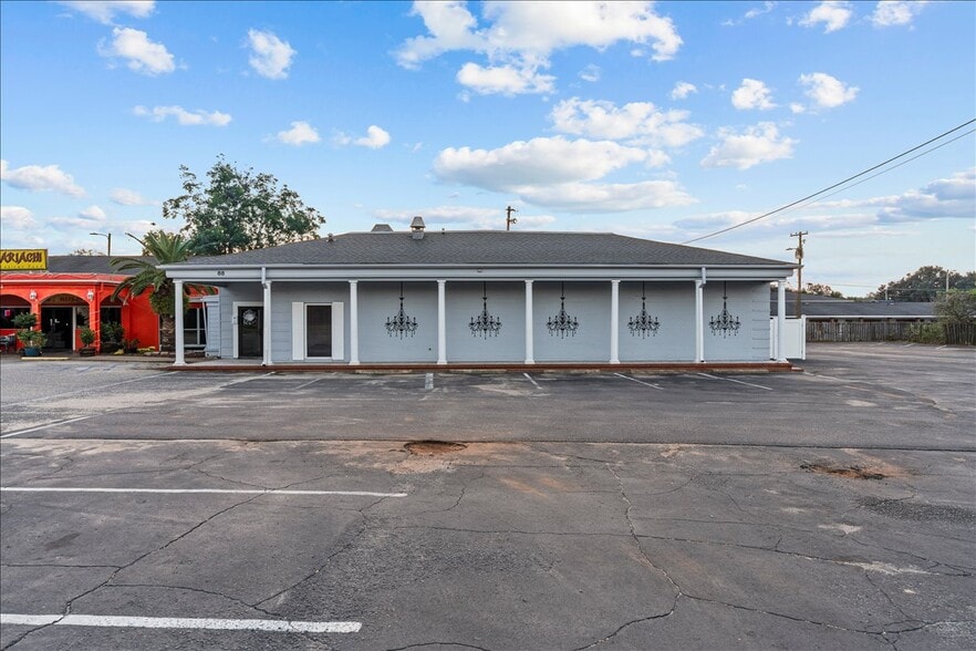 More Photos Of 88 N Daleville Ave, Daleville General Retail For Sale