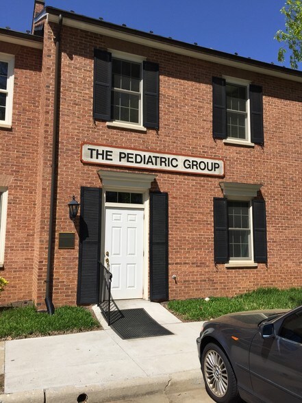 More Photos Of 10525 Braddock Rd, Fairfax Medical For Sale