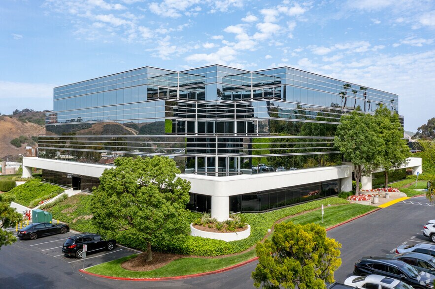 Primary Photo Of 10509 Vista Sorrento Pky, San Diego Office For Lease
