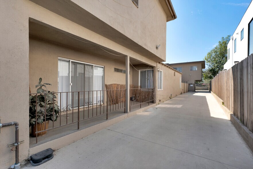 More Photos Of 4316 Edenhurst Ave, Los Angeles Apartments For Sale