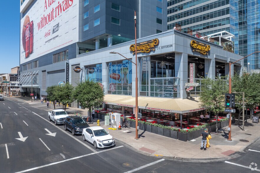 More Photos Of 1 E Washington St, Phoenix Office For Lease