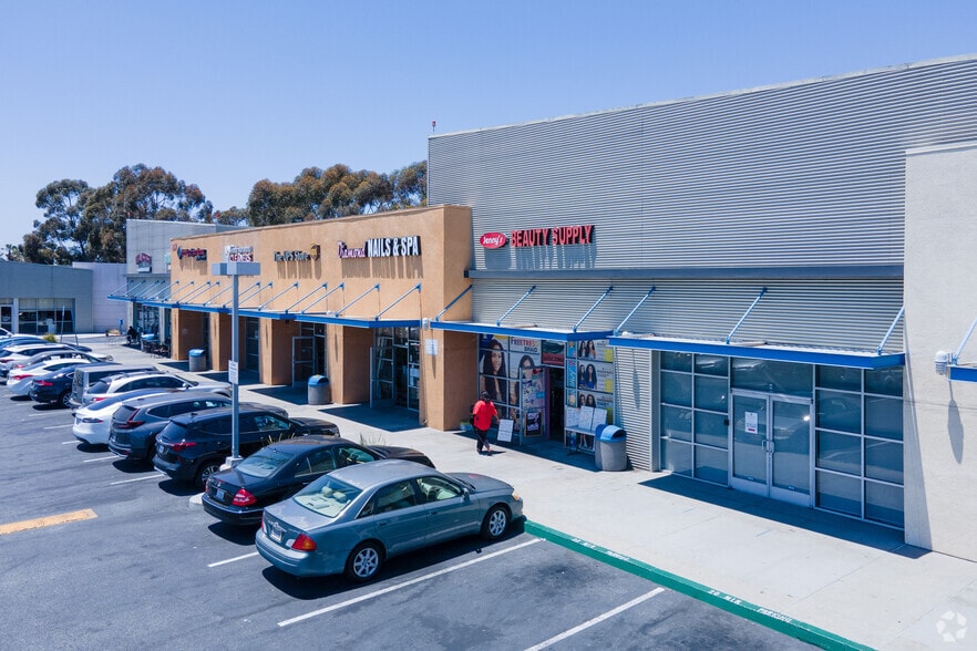 More Photos Of 2851 W 120th St, Hawthorne Storefront For Lease