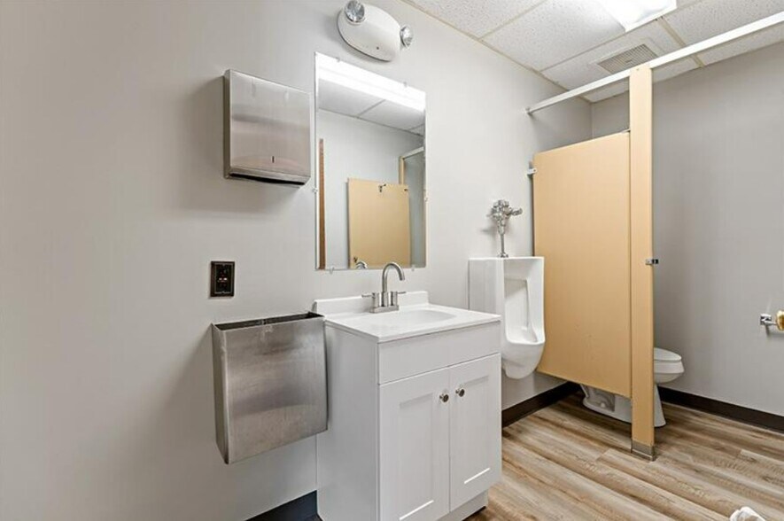 More Photos Of 892 Stoystown Rd, Somerset Office For Sale