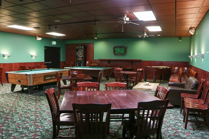 More Photos Of 710 S Columbia Ave, Connell Restaurant For Sale