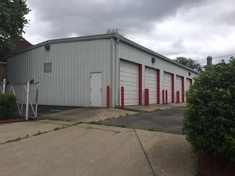 More Photos Of 241 S State Ave, Indianapolis Warehouse For Sale