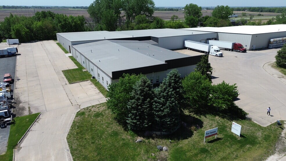 More Photos Of 26378 289th Pl, Adel Manufacturing For Sale