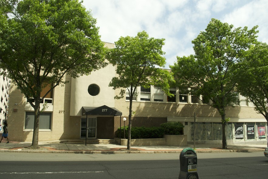 More Photos Of 277 Martine Ave, White Plains Office For Lease