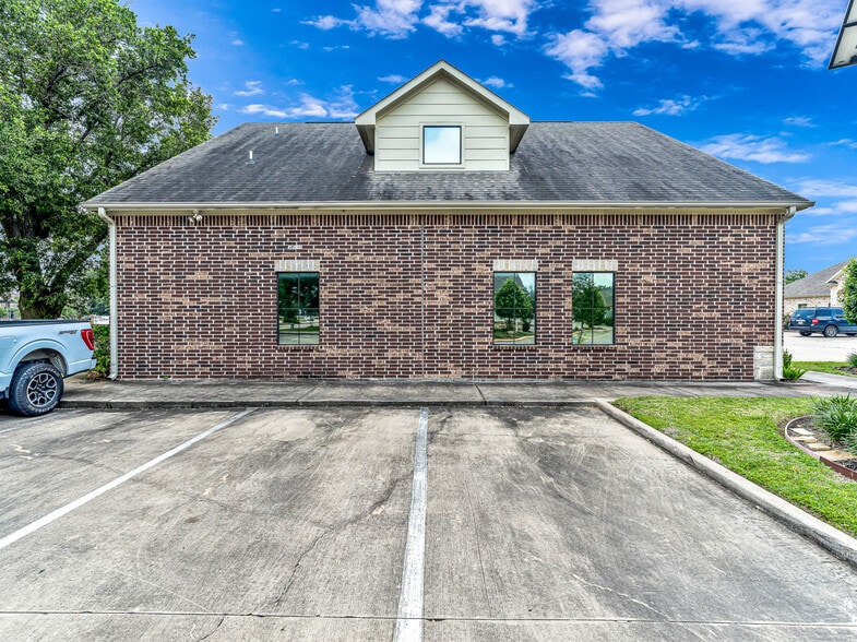 More Photos Of 456 Park Grove Dr, Katy Medical For Lease