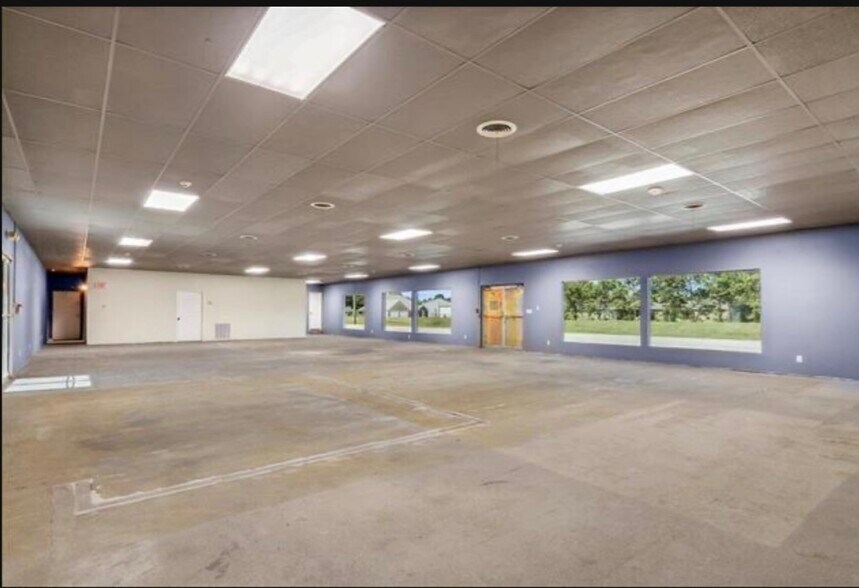 More Photos Of 480 E Round Bunch Rd, Bridge City Specialty For Sale