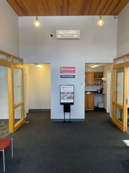 More Photos Of 60 Willow Rd, Ayer Warehouse For Lease