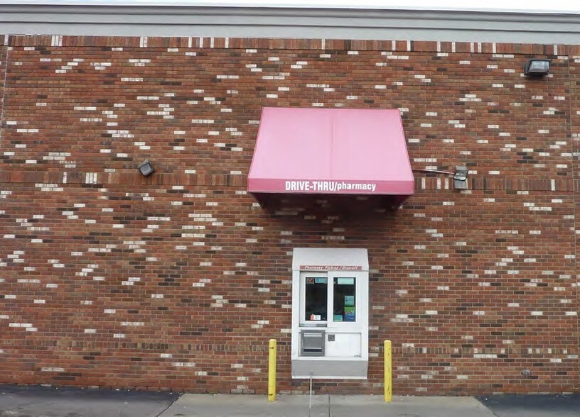 More Photos Of 175 E 4th St, Dunkirk Drugstore For Sale