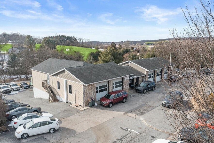 More Photos Of 4028 Hanover Pike, Manchester Auto Repair For Sale