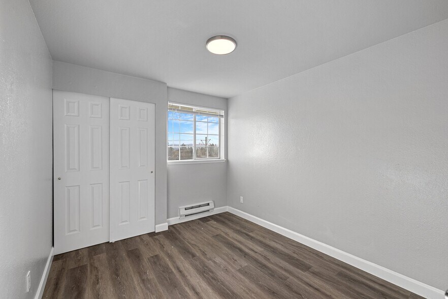 More Photos Of 23110 30th Ave S, Des Moines Apartments For Sale