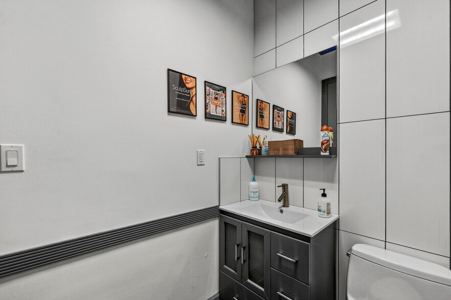 More Photos Of 1033-1077 River Rd, Edgewater Apartments For Sale