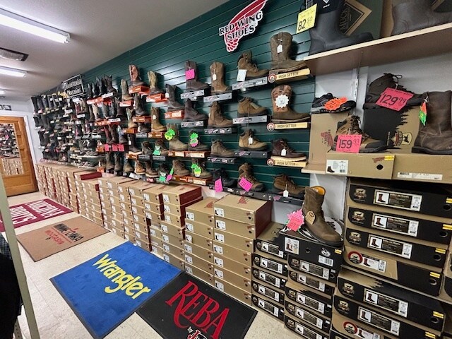 More Photos Of 1020 Laurel St, Whitewood General Retail For Sale