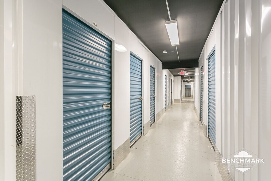 More Photos Of 169-171 Flanders St, Rochester Self Storage For Sale