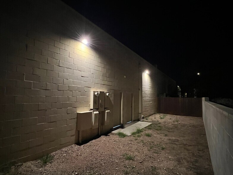 More Photos Of 1216 E Pennsylvania St, Tucson Warehouse For Lease