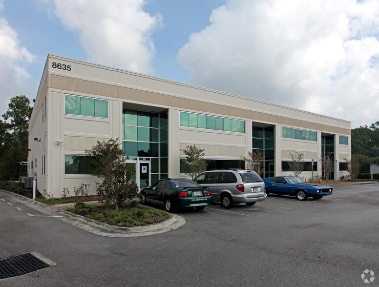 Primary Photo Of 8635 Commodity Cir, Orlando Office For Sale