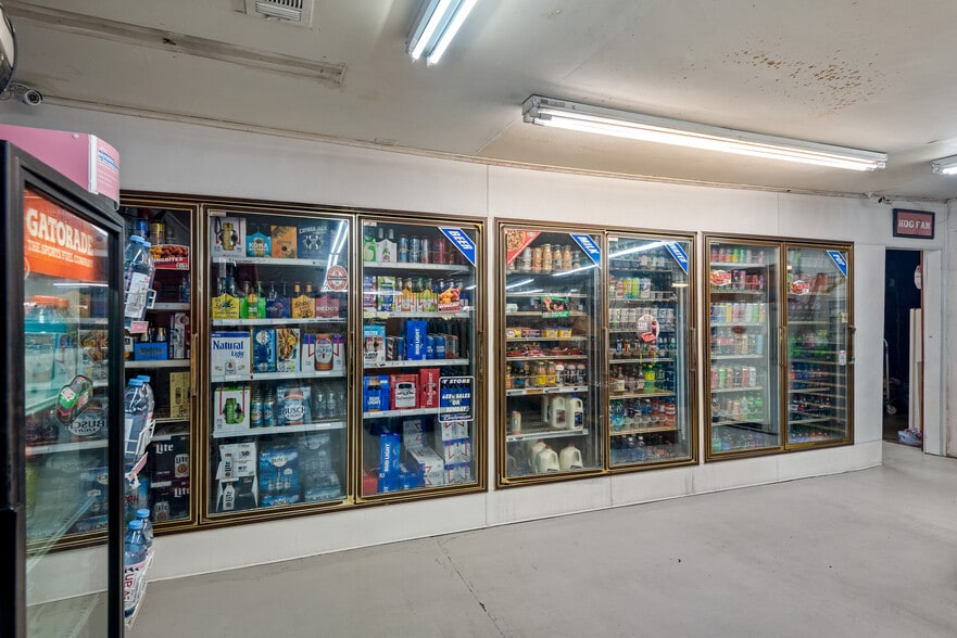 More Photos Of 10842 Highway 5 S, Mountain Home Convenience Store For Sale