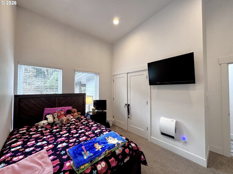 More Photos Of 94353 Leith Rd, Gold Beach Apartments For Sale