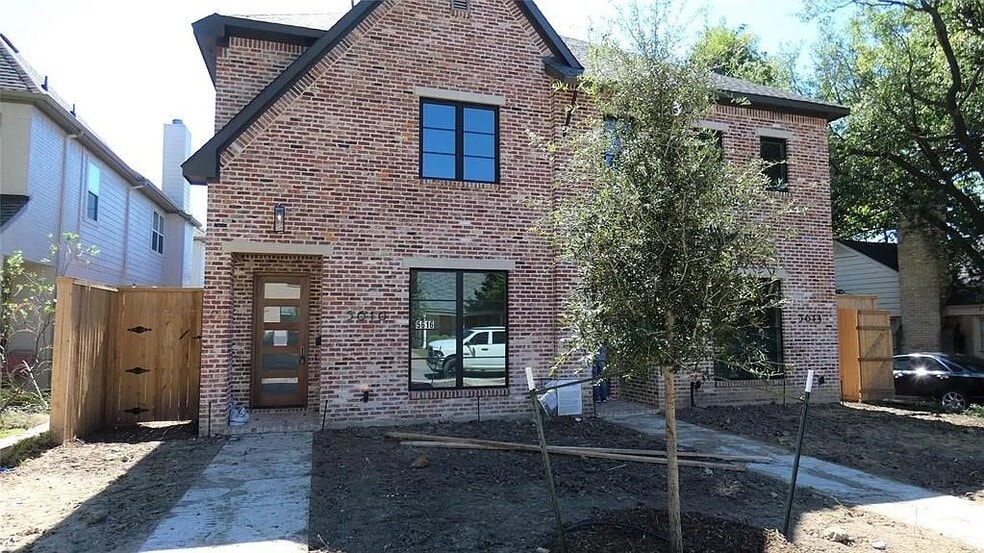 More Photos Of 5614 Anita St, Dallas Dormitory For Sale