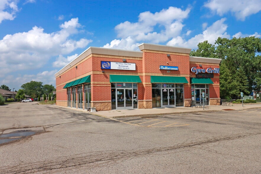 More Photos Of 6316 52nd St, Kenosha Freestanding For Lease