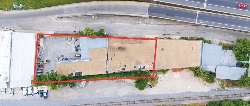 More Photos Of 110 Jon Ann, San Antonio Warehouse For Sale
