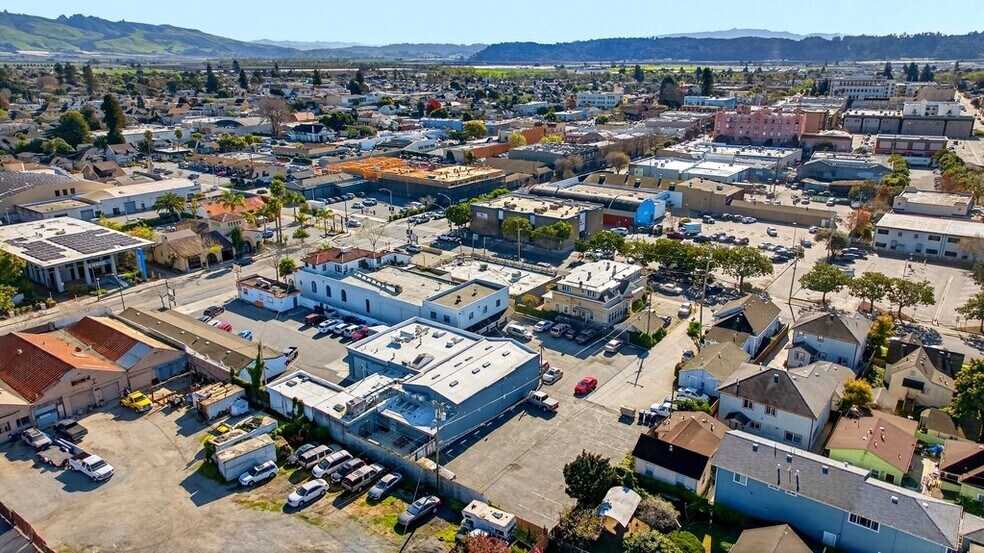 More Photos Of 625 Main St, Watsonville Freestanding For Sale