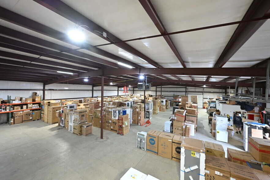 More Photos Of 64 Nod Rd, Clinton Industrial For Sale