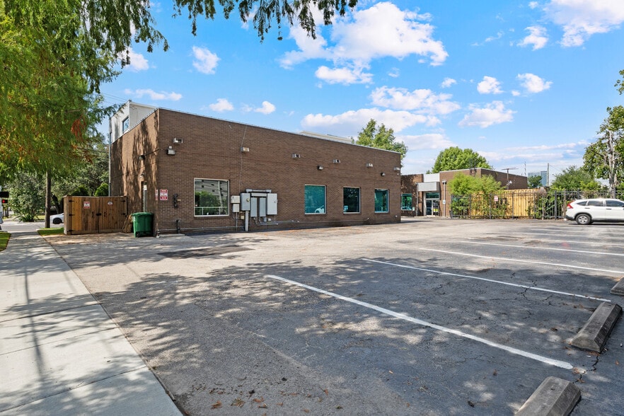 More Photos Of 1800 Westheimer Rd, Houston Unknown For Lease