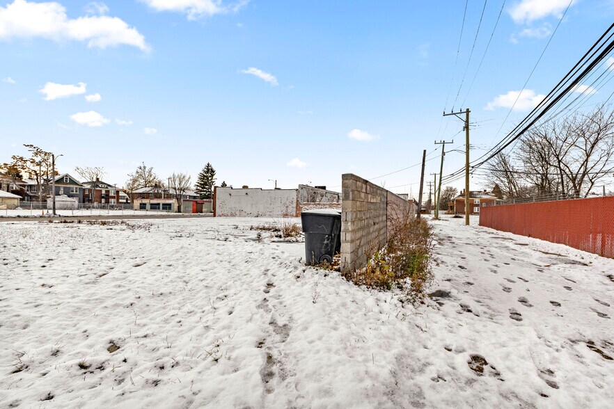 More Photos Of 3328 Joy Rd, Detroit General Retail For Sale