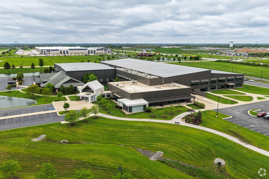 More Photos Of 12420 Stonebridge Rd, Roanoke Light Manufacturing For Sale