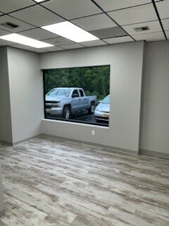 More Photos Of 189 Main Rd, Riverhead Medical For Lease