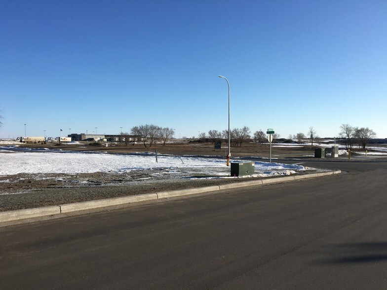 More Photos Of 710 SE 74th St, Minot Land For Sale