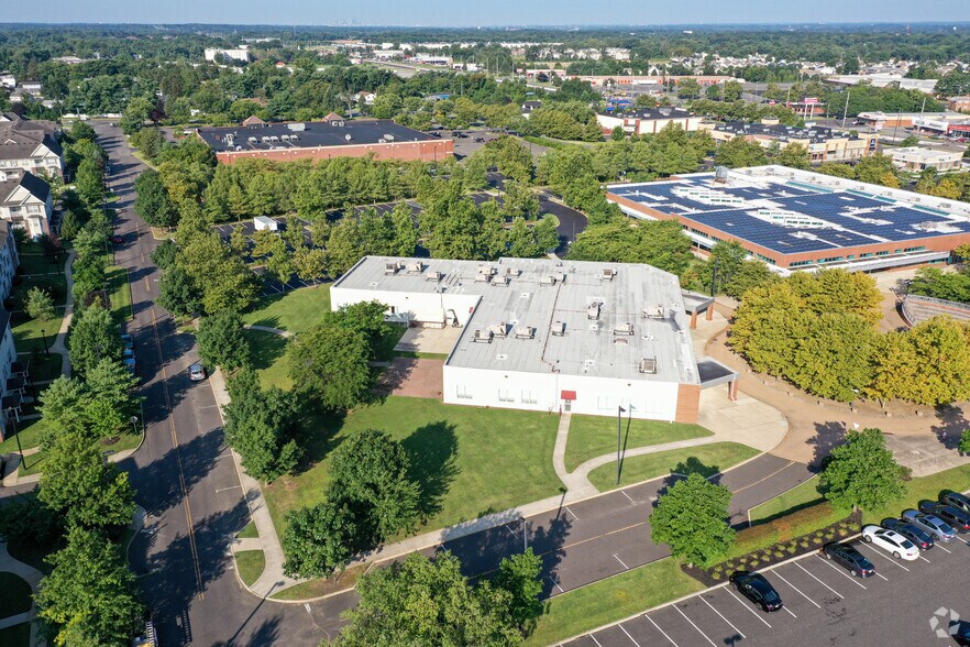 Primary Photo Of 300 Willingboro Way, Willingboro Office For Lease