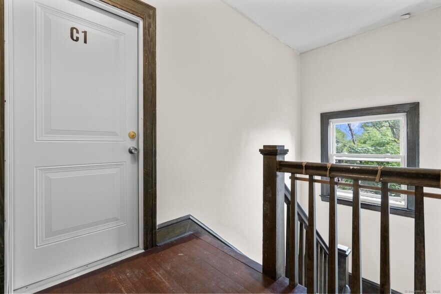 More Photos Of 36-38 School St, Hartford Apartments For Sale
