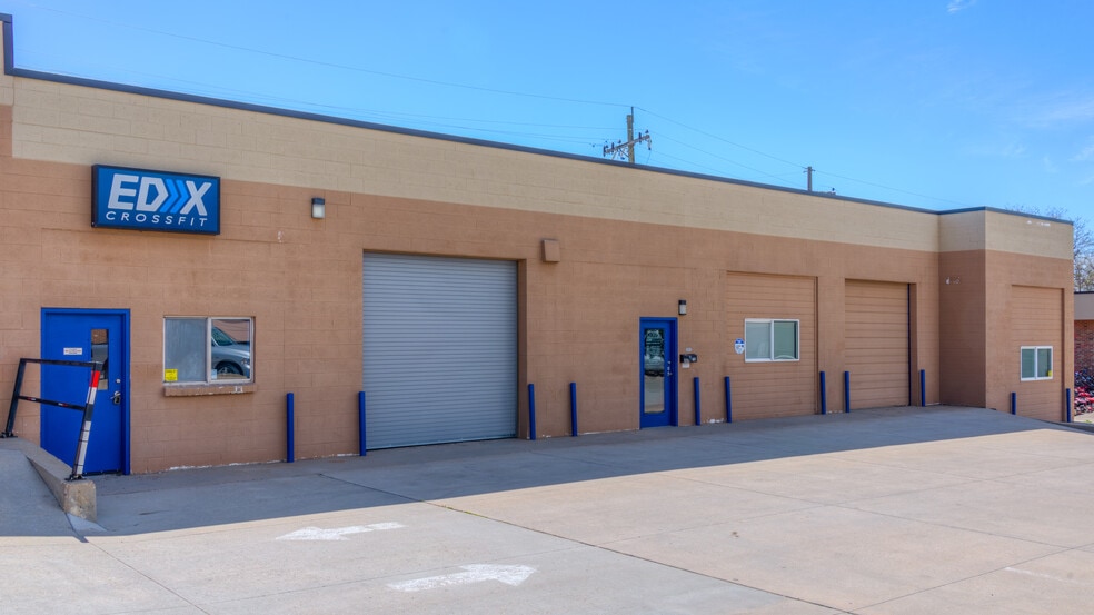 More Photos Of 776 W Baseline Rd, Lafayette Warehouse For Lease