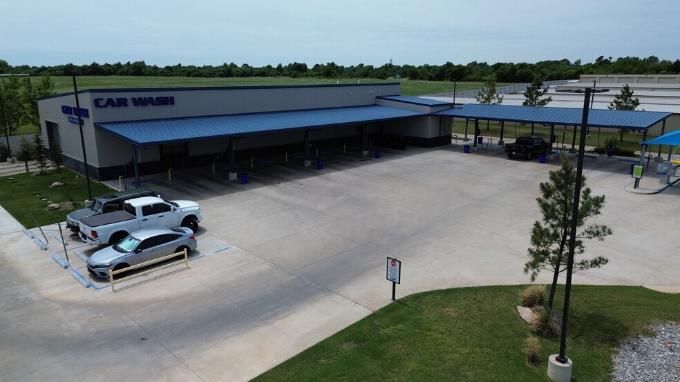 More Photos Of 775 N Mustang Rd, Tuttle Carwash For Sale