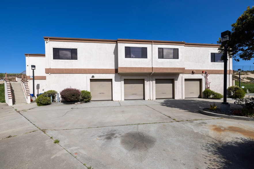 More Photos Of 1801 Catalina St, Seaside Research And Development For Sale