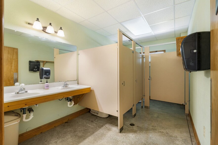 More Photos Of 6291 Main St, Bonners Ferry Religious Facility For Sale