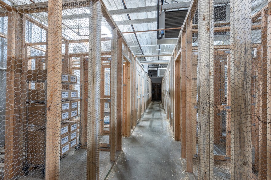 More Photos Of 3106 Golden Gate Dr, Napa Flex For Sale