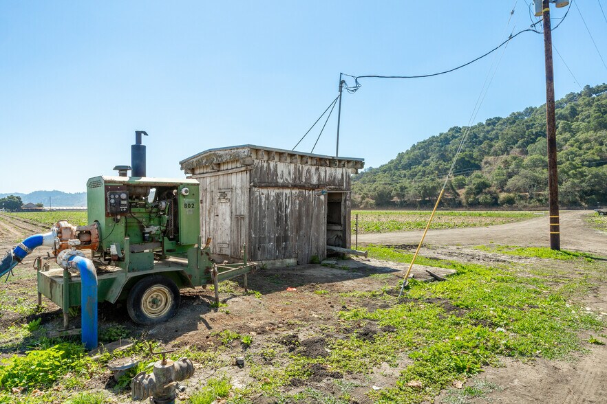 More Photos Of 138 San Miguel Canyon Rd, Royal Oaks Land For Sale