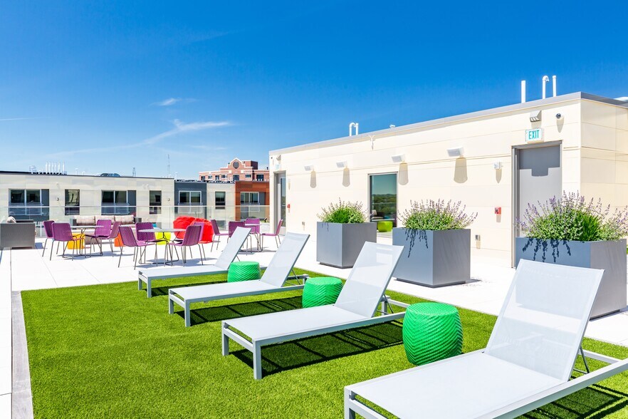 More Photos Of 190 Pleasant St, Malden Apartments For Lease