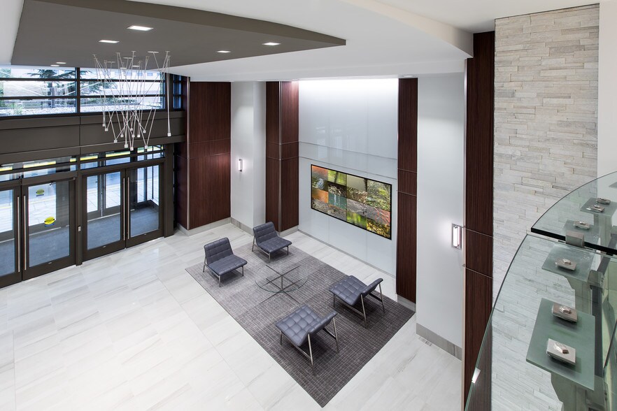 More Photos Of 2325 Dulles Corner Blvd, Herndon Office For Lease