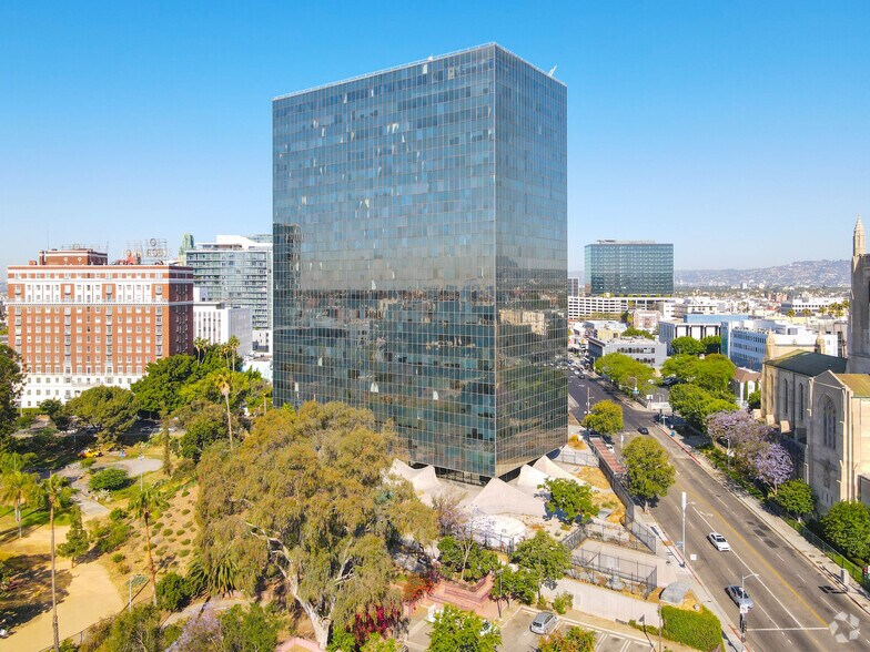 More Photos Of 600 S Commonwealth Ave, Los Angeles Office For Lease