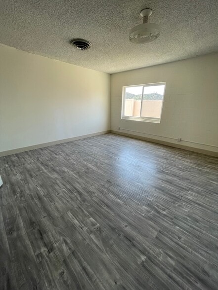 More Photos Of 7216 Valmont St, Tujunga Lodge Meeting Hall For Sale