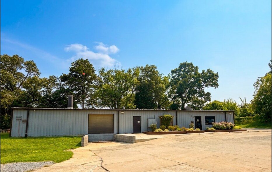 More Photos Of 1510 N Ridge Ave, Kannapolis Manufacturing For Sale