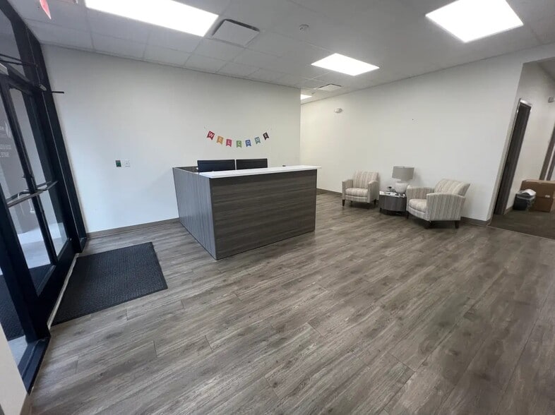 Primary Photo Of 5215 Essen Ln, Baton Rouge Office For Lease