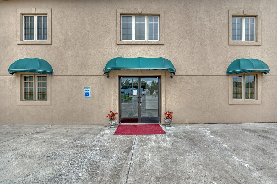 More Photos Of 3545 W Market St, Johnson City Industrial For Sale