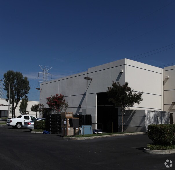 More Photos Of 5396 3rd St, Irwindale Warehouse For Lease